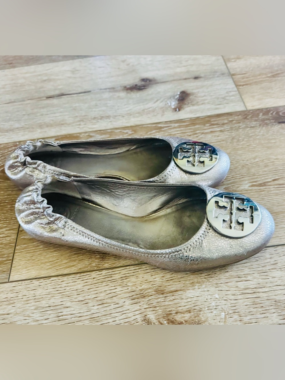 Tory Burch Metallic Gold Logo Round-Toe Ballet Flats